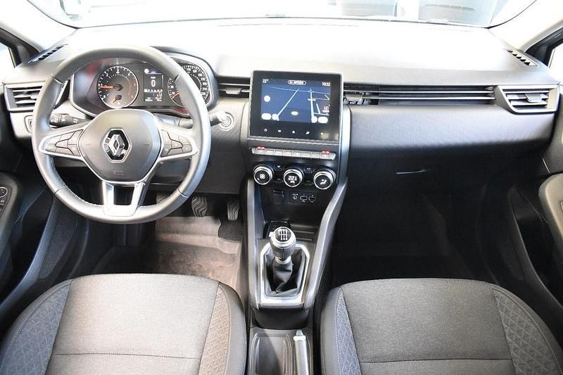 Gebraucht Renault Clio V 86 PS (63 kW) 2020 Silber Limousine