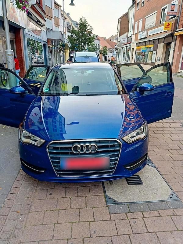 Usata Audi A3 150 CV (110 kW) 2015 Blu Station wagon