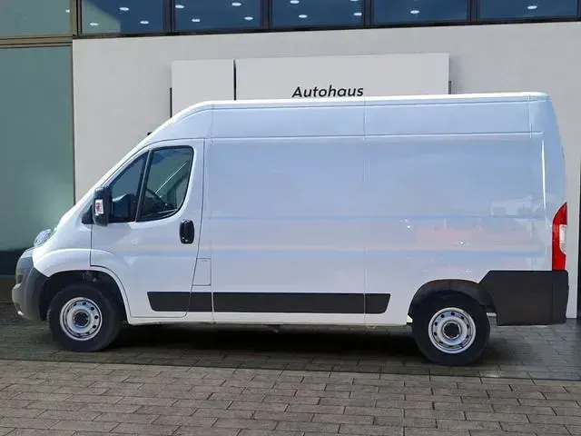 Gebraucht Fiat Ducato 140 PS (102 kW) 2023 Weiß Van