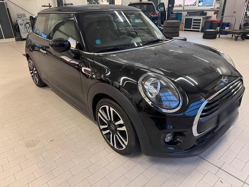 Gebraucht Mini ONE 102 PS (75 kW) 2019 Schwarz Kleinwagen