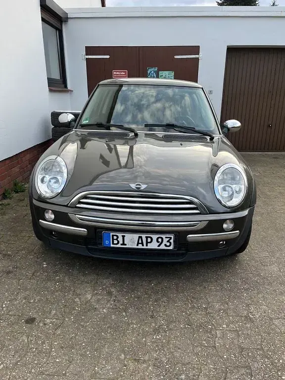 Usata Mini ONE 90 CV (66 kW) 2005 Marrone Utilitaria
