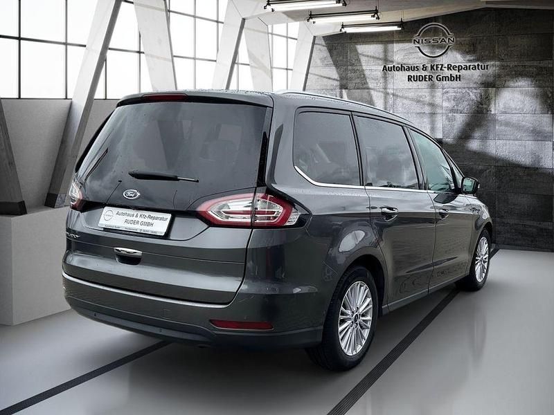 Gebraucht Ford Galaxy Titanium S 241 PS (177 kW) 2018 Grau Van / Kleinbus