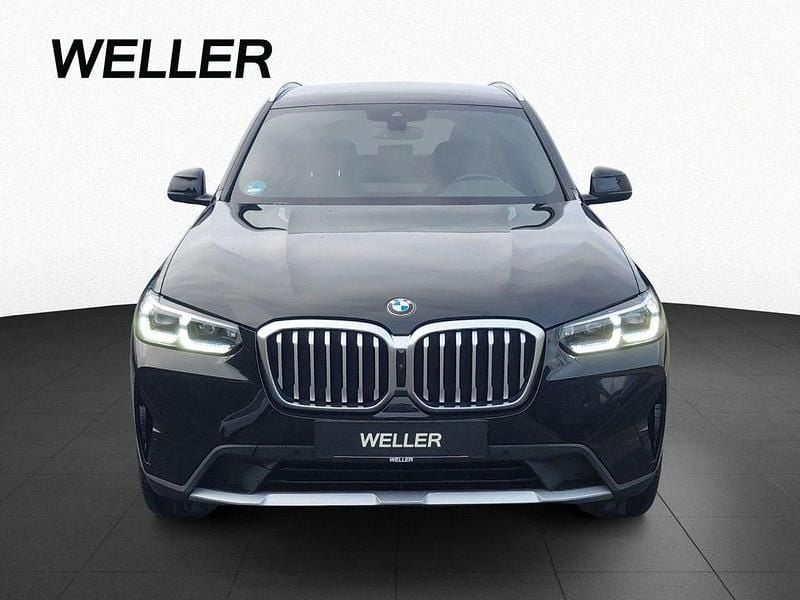 Używany BMW X3 Efficient Dynamics 190 KM (139 kW) 2022 Czarny SUV