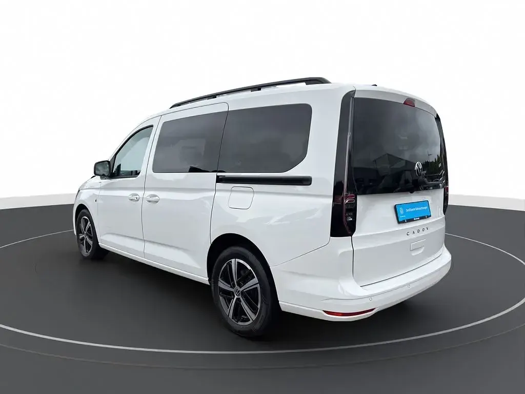 Gebraucht VW Caddy Maxi Life 122 PS (89 kW) 2022 Weiß Van / Kleinbus