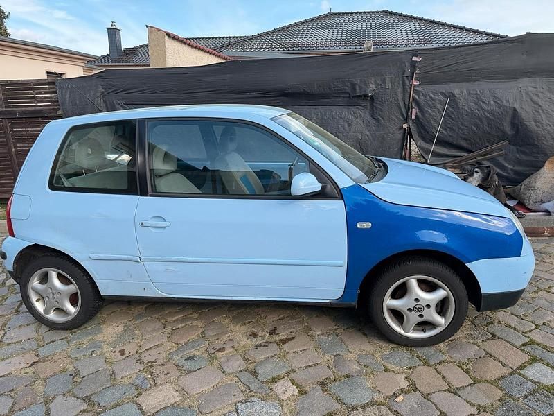 Second-hand VW Lupo 50 CP (36 kW) 2000 Albastru Hatchback