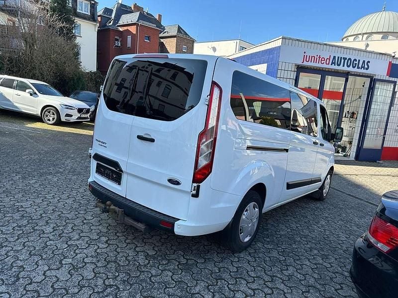 Gebraucht Ford Transit Custom Trend 170 PS (125 kW) 2019 Frostweiß Van / Kleinbus