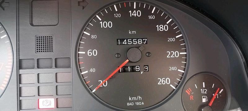 Second-hand Audi 80 125 CP (91 kW) 1999 Albastru Cabrio