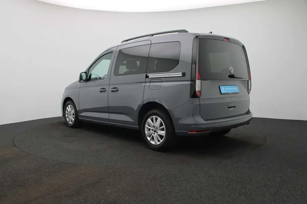 Gebraucht VW Caddy Life 102 PS (75 kW) 2025 Pure grey Van / Kleinbus