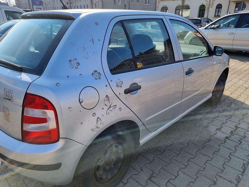 Gebraucht Skoda Fabia Classic 54 PS (39 kW) 2006 Diamantsilber met. Kleinwagen