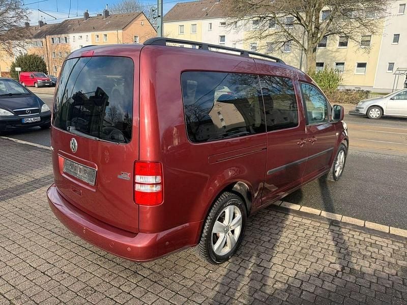 Gebraucht VW Caddy Maxi Comfortline 102 PS (75 kW) 2014 Rot Van / Kleinbus