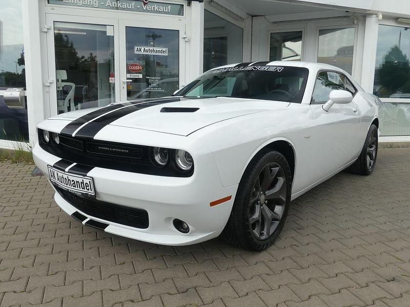 Weiß Gebraucht 2016 Dodge Challenger Coupé | 22.000 € (Fairer Preis) - Bild 1/4