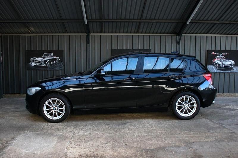 Gebraucht BMW 118 143 PS (105 kW) 2013 Schwarz Kleinwagen