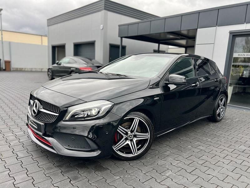 Gebraucht Mercedes A250 AMG 218 PS (160 kW) 2017 Schwarz Limousine