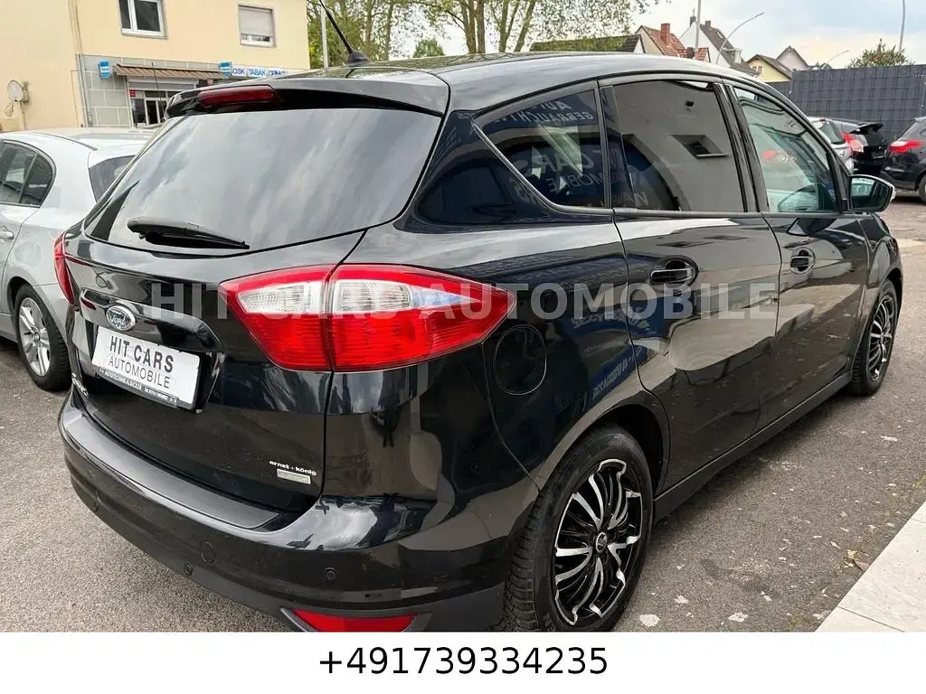Używany Ford C-MAX SYNC Edition 125 KM (91 kW) 2014 Czarny Minivan