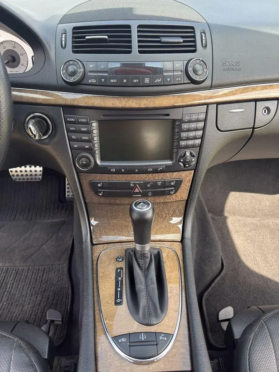 Gebraucht Mercedes E320 Avantgarde 224 PS (164 kW) 2008 Schwarz Kombi
