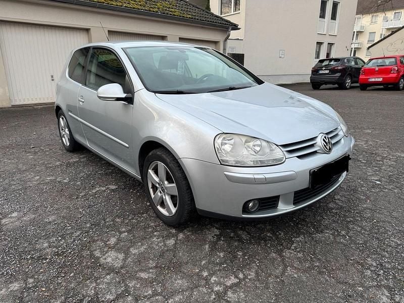 Gebraucht VW Golf VI United 80 PS (58 kW) 2008 Silber Kleinwagen