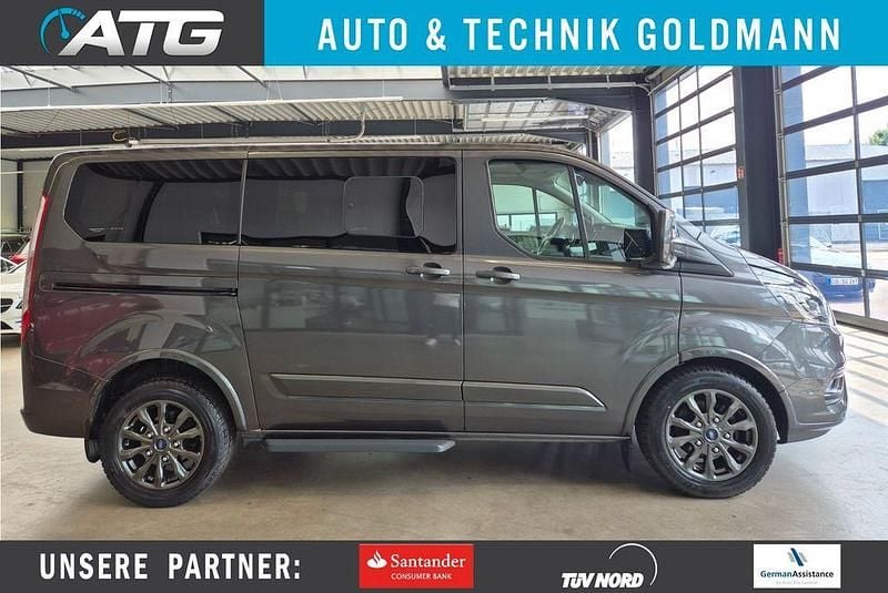 Magneticgrau (metallic) Gebraucht 2020 Ford Tourneo Custom Titanium X Van / Kleinbus | 38.790 € (Guter Preis) - Bild 1/4