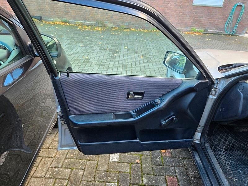 Second-hand Audi 80 117 CP (86 kW) 1992 Argintiu Berlinǎ