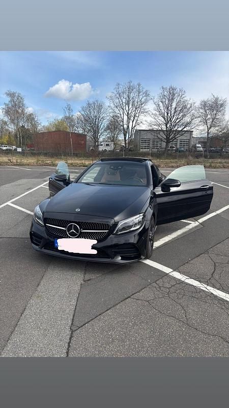 Gebraucht Mercedes C400 AMG line 333 PS (244 kW) 2019 Schwarz Coupé