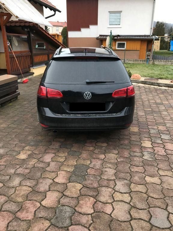 Gebraucht VW Golf VII Trendline 105 PS (77 kW) 2013 Schwarz Kombi
