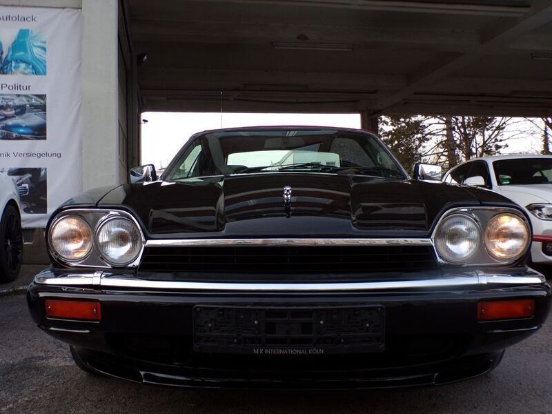 Schwarz Gebraucht 1996 Jaguar XJS Cabrio | 29.900 € - Bild 1/4