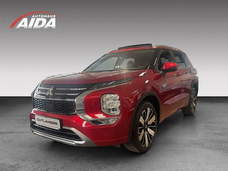 Rot Neu 2025 Mitsubishi Outlander P-HEV Top SUV | 54.980 € (Teuer) - Bild 1/4