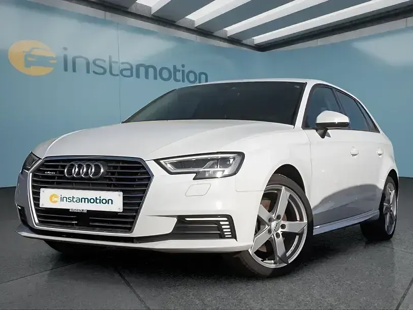 Używany Audi A3 e-tron 2020 Biały Hatchback