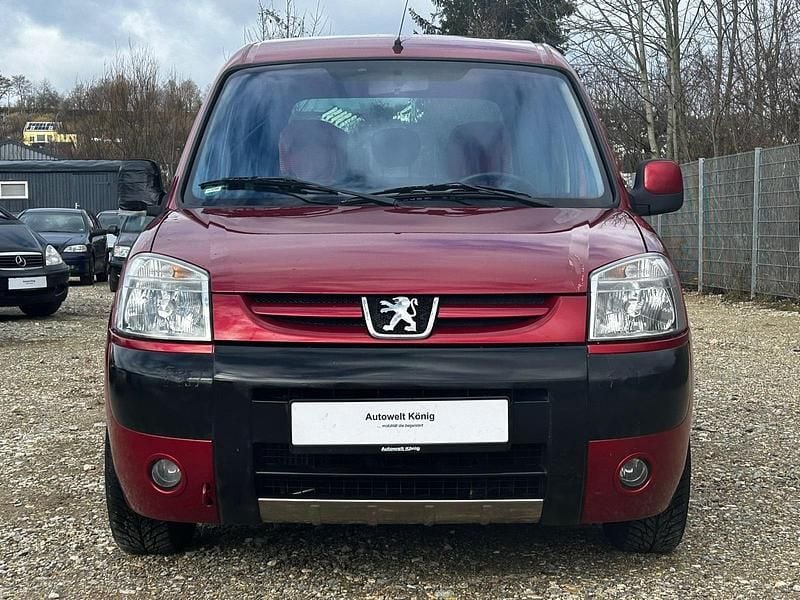 Gebraucht Peugeot Partner 90 PS (66 kW) 2008 Rot Van / Kleinbus