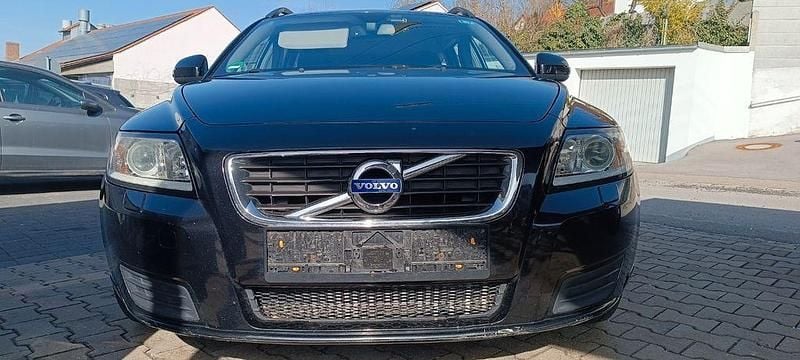 Gebraucht Volvo V50 109 PS (80 kW) 2010 Schwarz Kombi