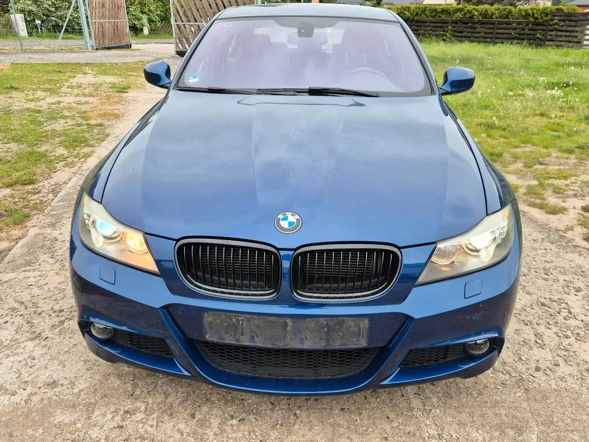 Gebraucht BMW 320 M Sport 184 PS (135 kW) 2011 Blau Limousine