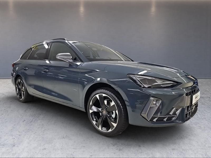 Second-hand Cupra Leon 150 CP (110 kW) 2025 Albastru Break