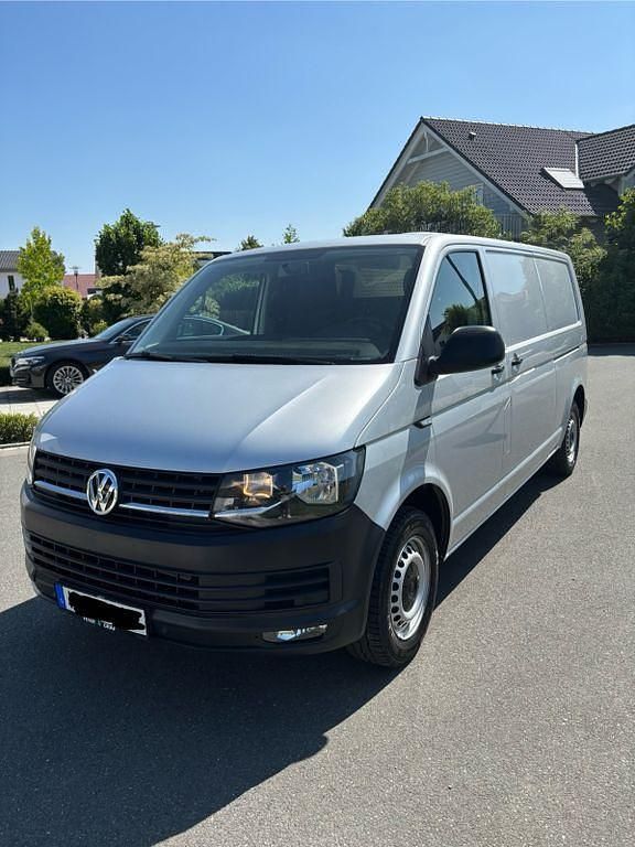 Silber Gebraucht 2018 VW Transporter Van | 14.900 € - Bild 1/4