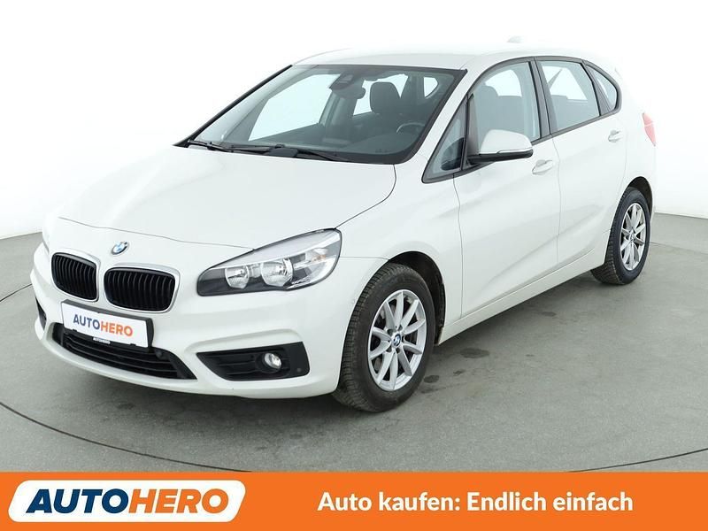 Gebraucht BMW 216 Active Tourer Performance 116 PS (85 kW) 2015 Weiß Van / Kleinbus