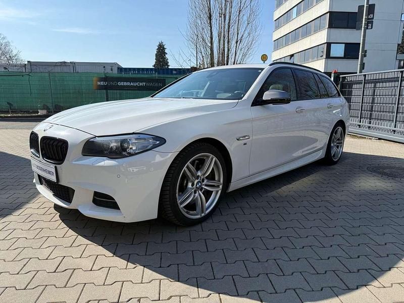 Gebraucht BMW 550 381 PS (280 kW) 2015 Alpinweiss iii Kombi
