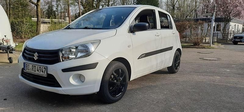 Weiß Gebraucht 2014 Suzuki Celerio Kleinwagen | 5.500 € (Fairer Preis) - Bild 1/3