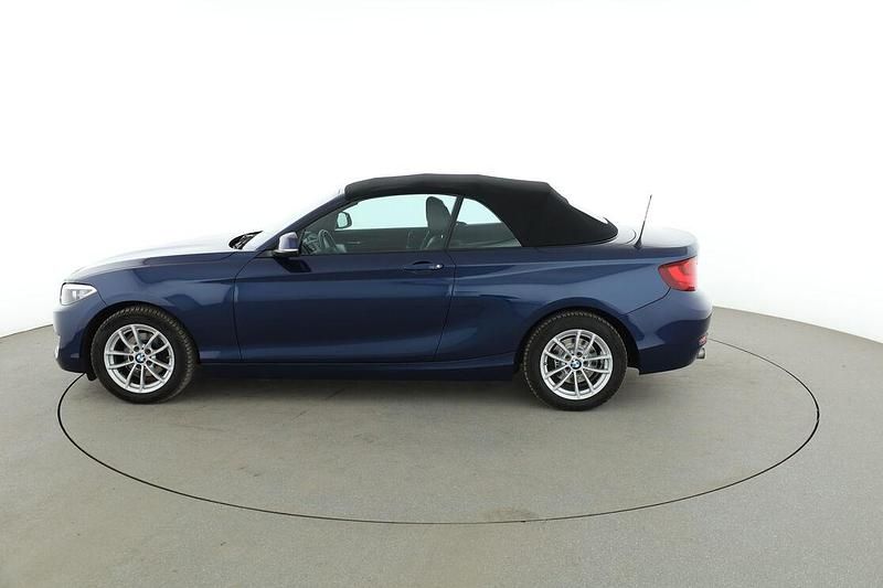 Gebraucht BMW 218 Basis 136 PS (100 kW) 2016 Blau Cabrio