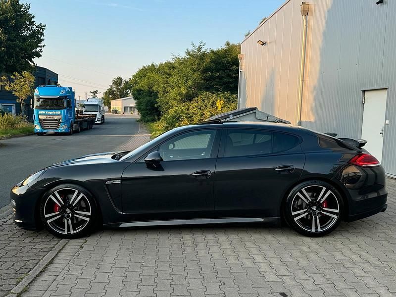 Gebraucht Porsche Panamera Turbo 250 PS (183 kW) 2011 Braun Limousine