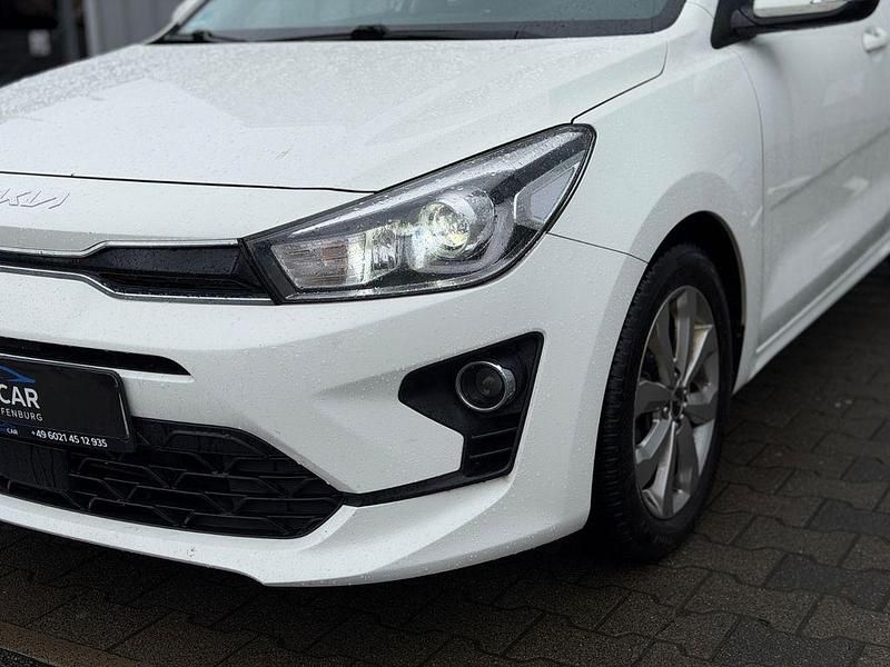 Gebraucht Kia Rio Advance 101 PS (74 kW) 2022 Weiß Limousine