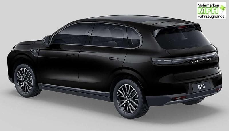 Neu Leapmotor B10 160 kW (218 PS) 2026 Metallic black SUV