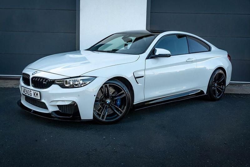 Używany BMW M4 Performance 431 KM (317 kW) 2015 Biały Coupe