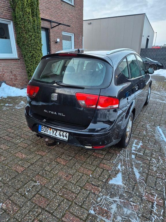 Gebraucht Seat Altea 140 PS (102 kW) 2008 Schwarz Limousine