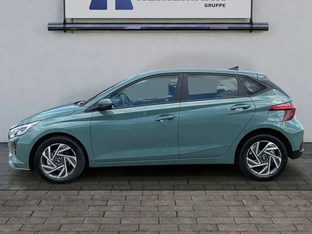 Neu Hyundai i20 Trend 101 PS (74 kW) 2026 Grün Kleinwagen