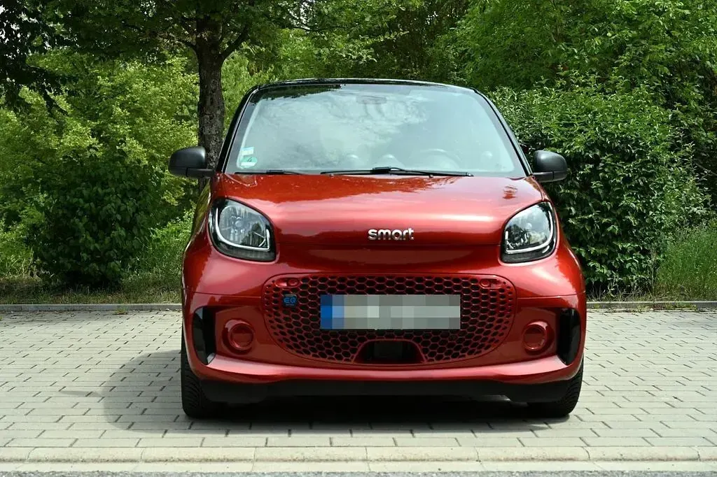 Gebraucht Smart ForTwo Electric Drive 60 kW (82 PS) 2023 Rot Coupé