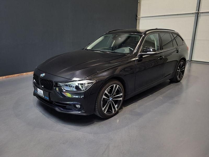Gebraucht BMW 340 Sport Line 326 PS (239 kW) 2019 Saphirschwarz Kombi