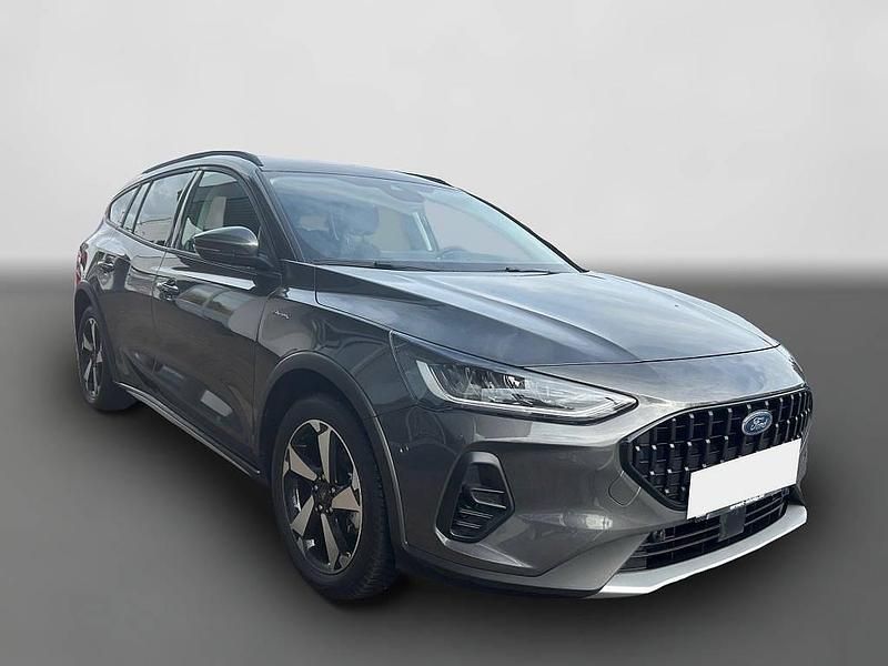 Gebraucht Ford Focus Active X 155 PS (114 kW) 2025 Grau Kombi