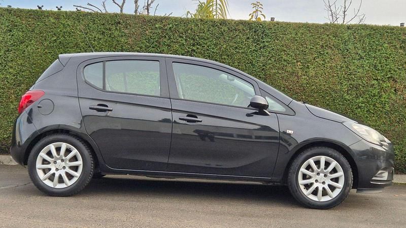 Gebraucht Opel Corsa 90 PS (66 kW) 2016 Schwarz Kleinwagen