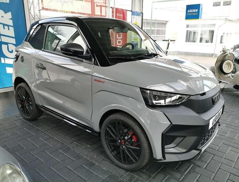 Neu Ligier JS50 2026 Asphalt grau Kleinwagen