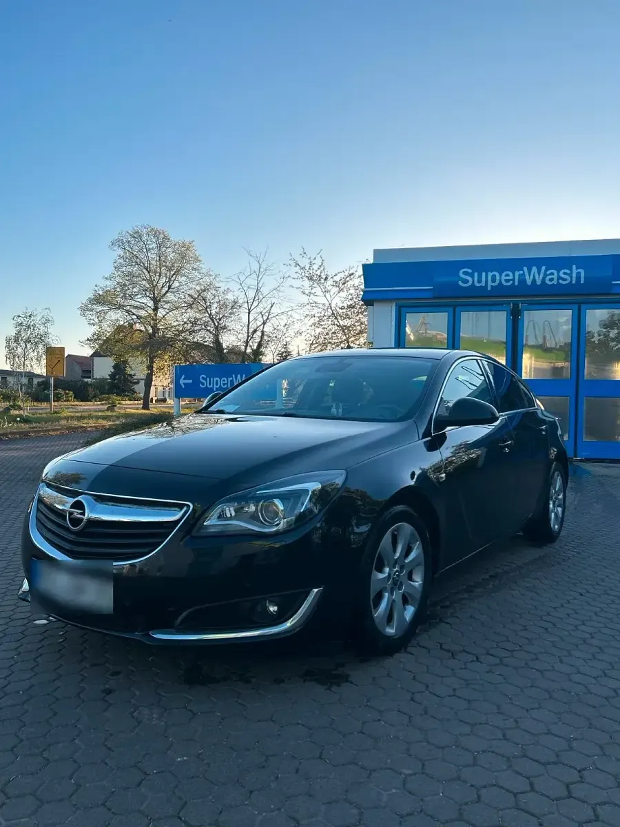 Gebraucht Opel Insignia 136 PS (100 kW) 2016 Schwarz Limousine