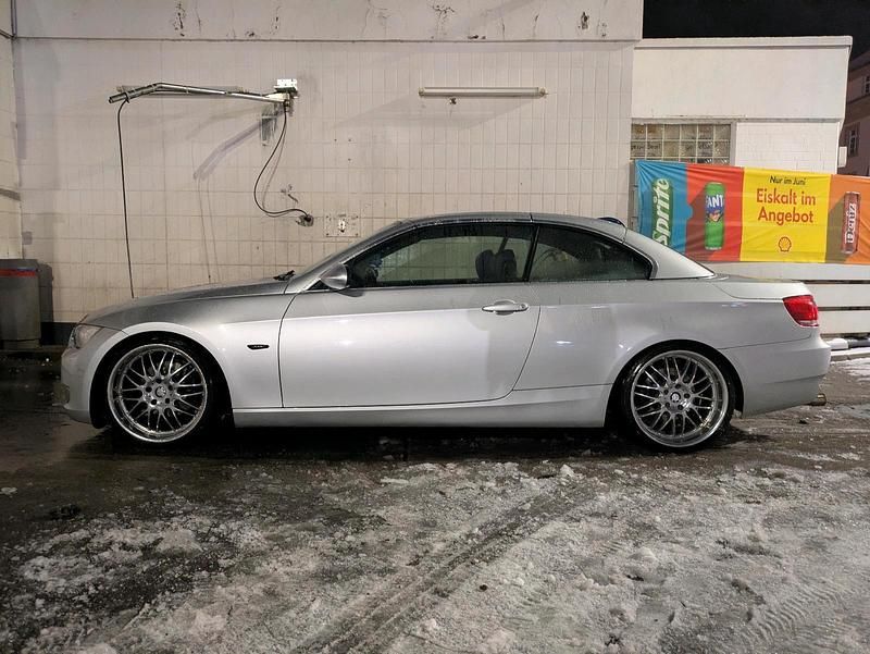 Silber Gebraucht 2007 BMW 320 Cabriolet Cabrio | 5.900 € (Fairer Preis) - Bild 1/4