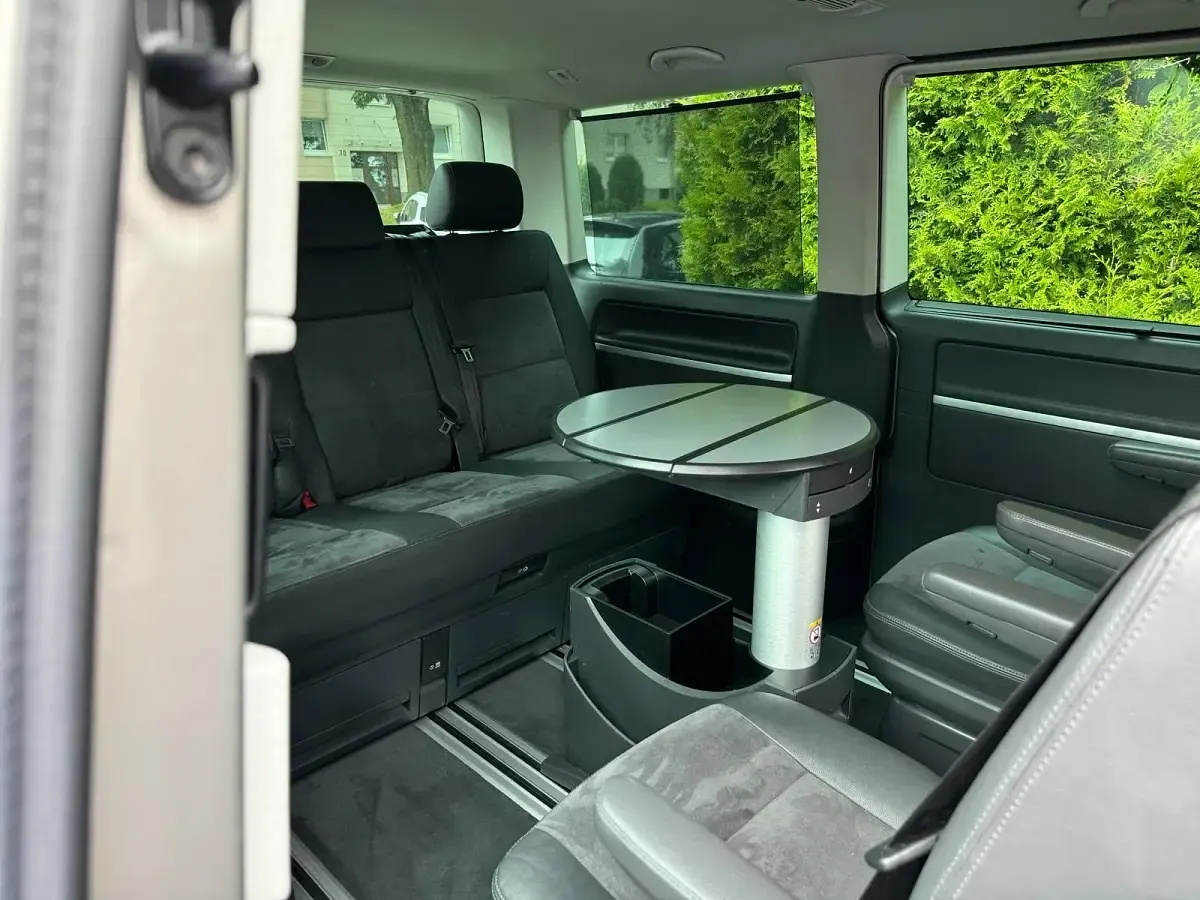 Gebraucht VW Multivan 180 PS (132 kW) 2014 Andere farben Van / Kleinbus